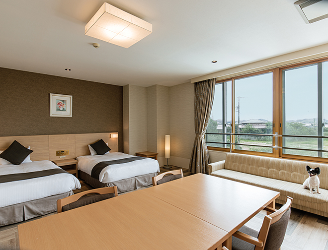 ペット対応ツイン（ソファーベッド付）