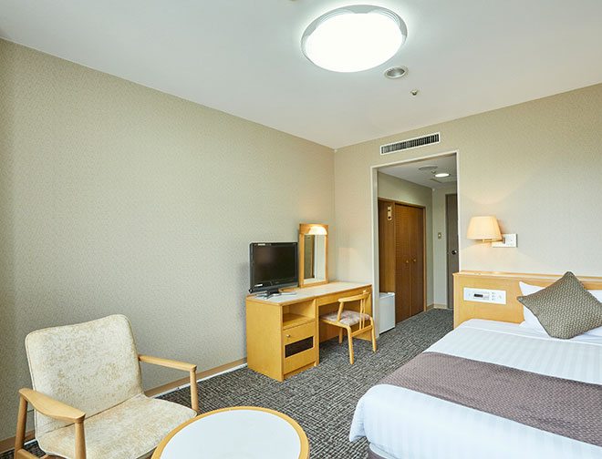 ドッグフレンドリールーム洋室セミダブル（バス付）