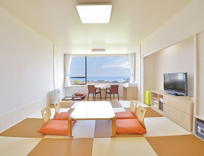 琉球畳の10畳和室　2階