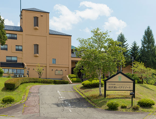 広い駐車場＋送迎あり